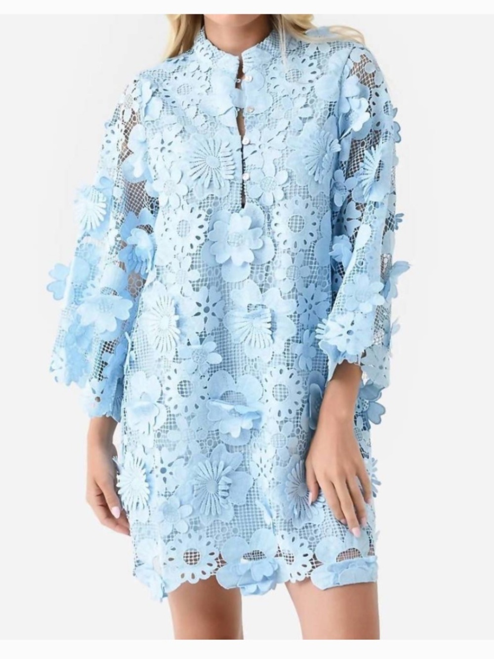 J.MARIE The Seraphina Dress in light blue floral 3D lace crochet Size Small